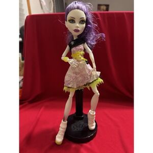 Monster High Doll Spectra Vondergeist Ghoul‎ Sports